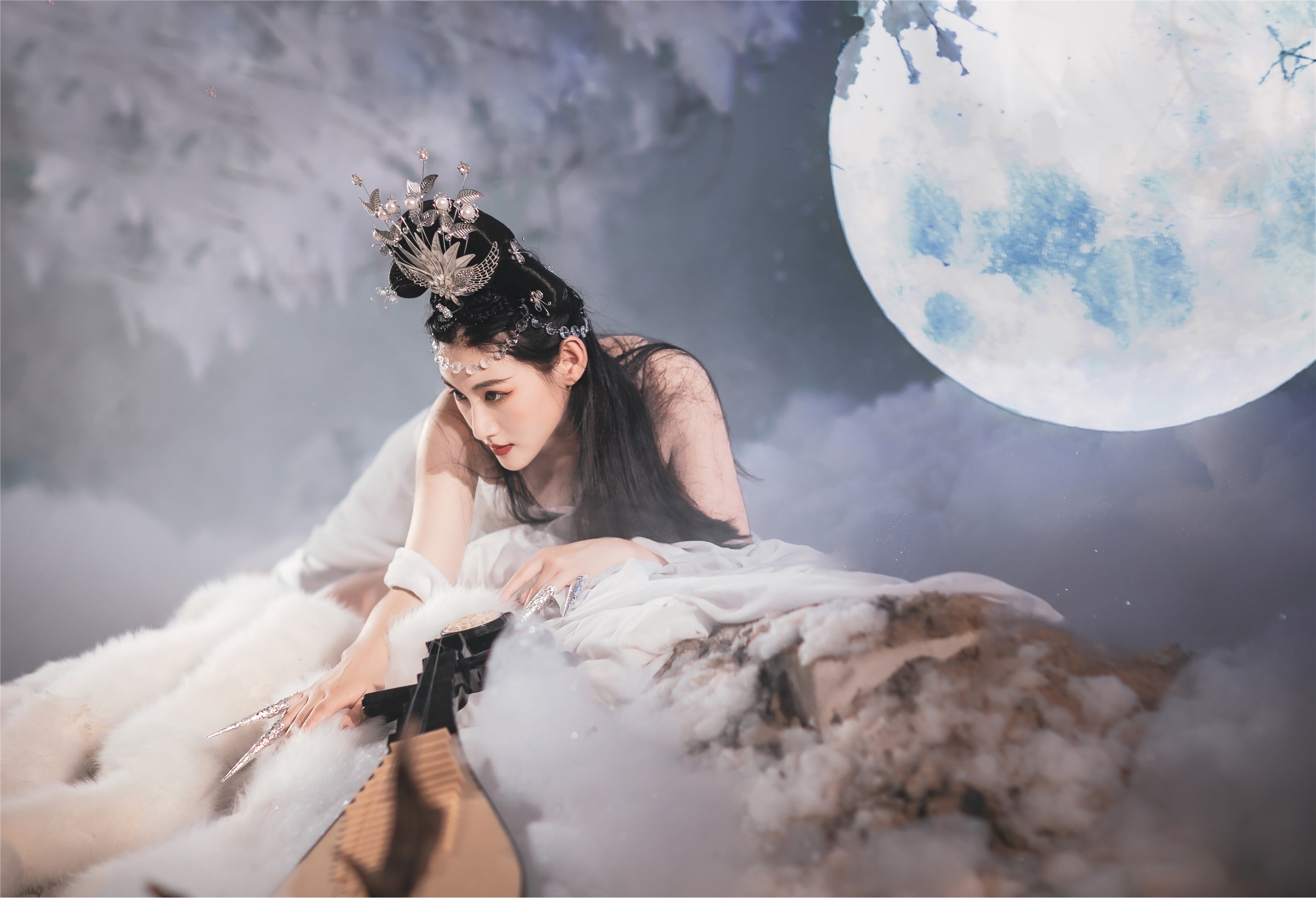 YITUYU 艺图语 2021.07.21 九尾白狐 刺猬&惠子